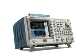 Sinyal Üretici 1GS/S  2 Kanallı (TEKTRONIX AFG3152C)